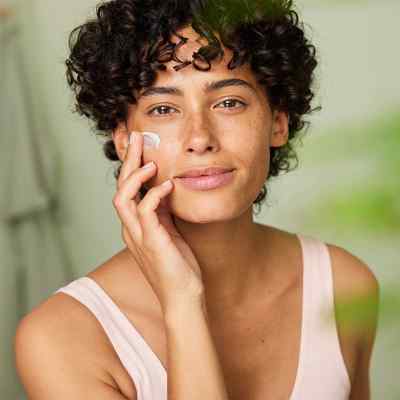 Weleda Mandel Sensitiv Gesichtscreme bei apo-discounter.de bestellen