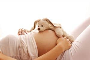 Durchfall in der Schwangerschaft: Ursachen und Maßnahmen für Mutter und Kind