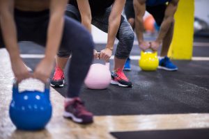 Beim Abnehmen hiflt Krafttraining und Muskelaufbau